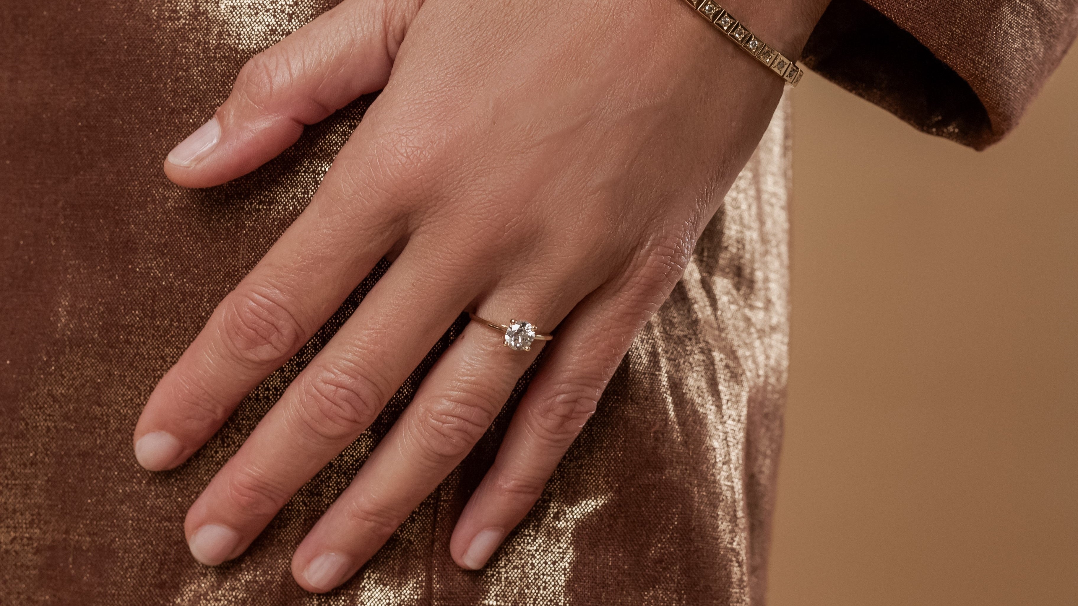 Anillos de Compromiso: Una Promesa Eterna Hecha Joya