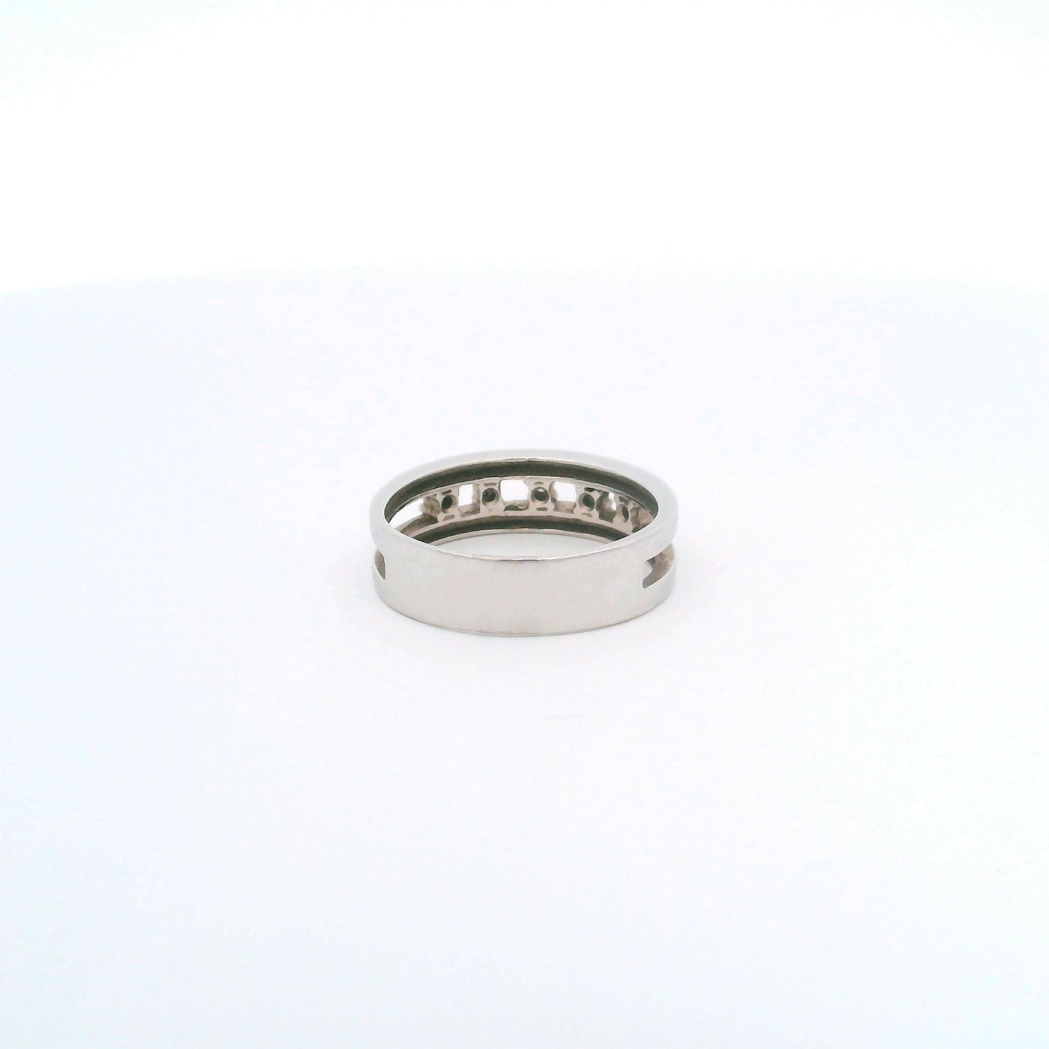 Anillo de Oro Blanco con Brillantes 0.10ct