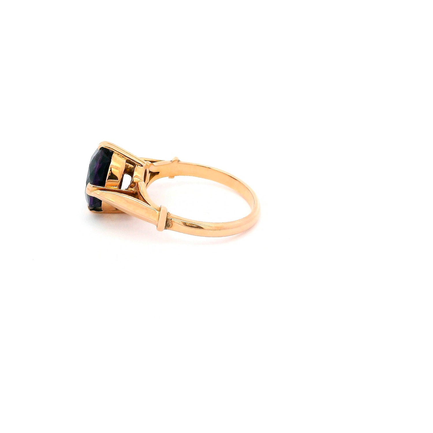 Anillo de Oro con Amatista