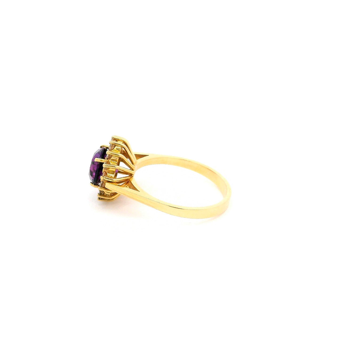 Anillo de Oro 18k con Brillantes y Amatistas