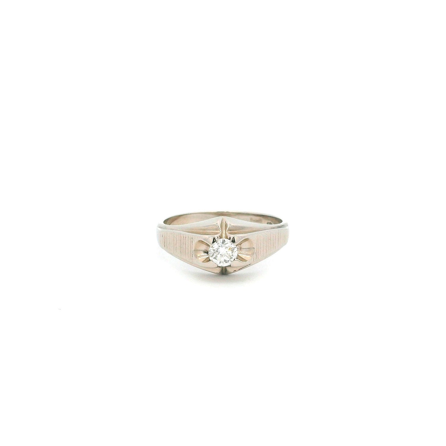 Solitario de Oro Blanco con Brillante 0.36ct