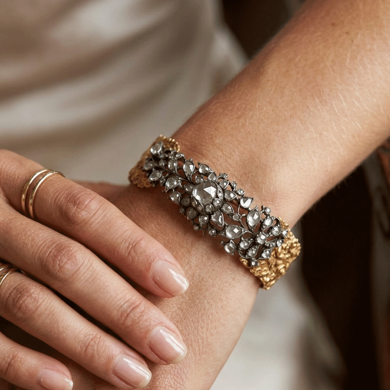 Pulsera Portuguesa de Oro 900 con Diamantes Talla Rosa de principio siglo XIX