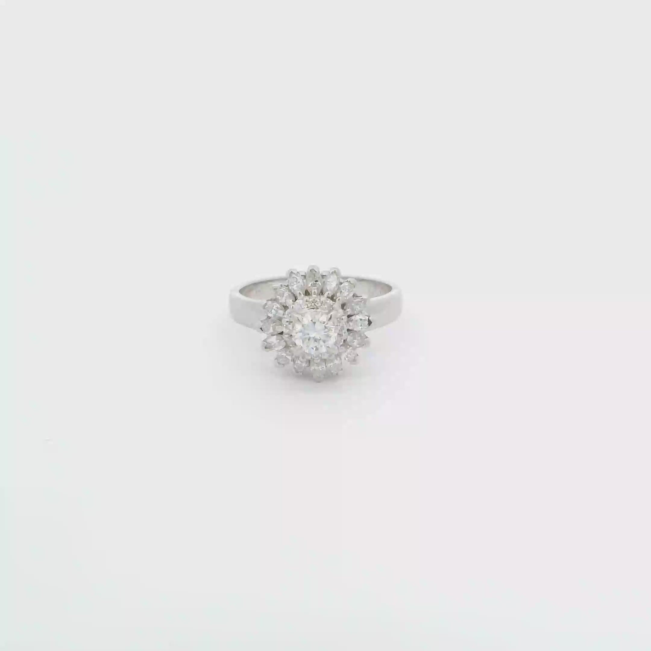 Anillo solitario de platino