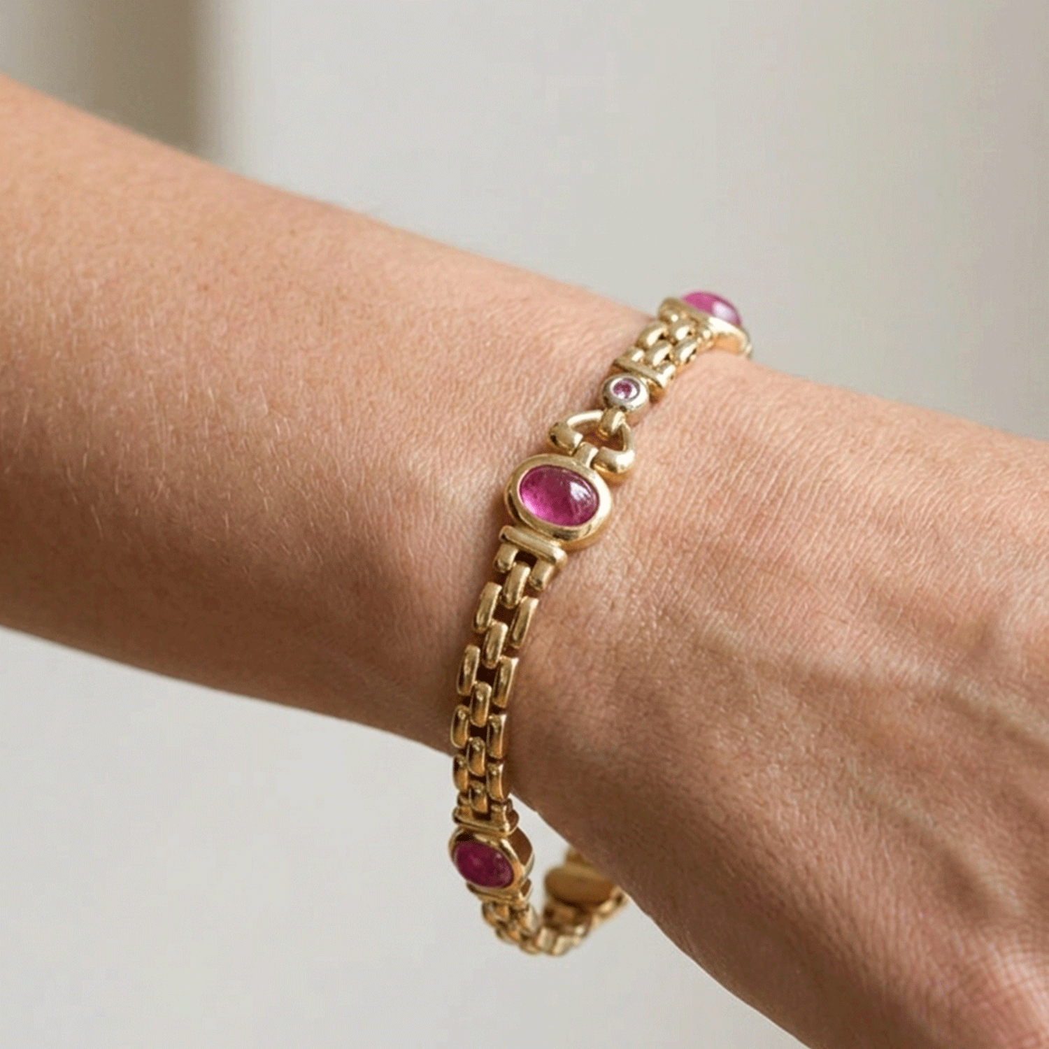 Gold Bracelet with Diamonds and Rubies