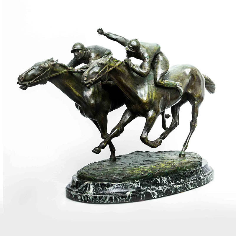 Escultura de bronce de par de caballos de carrera con Jockeys con pátina verde (original) firmado A. Becquerel