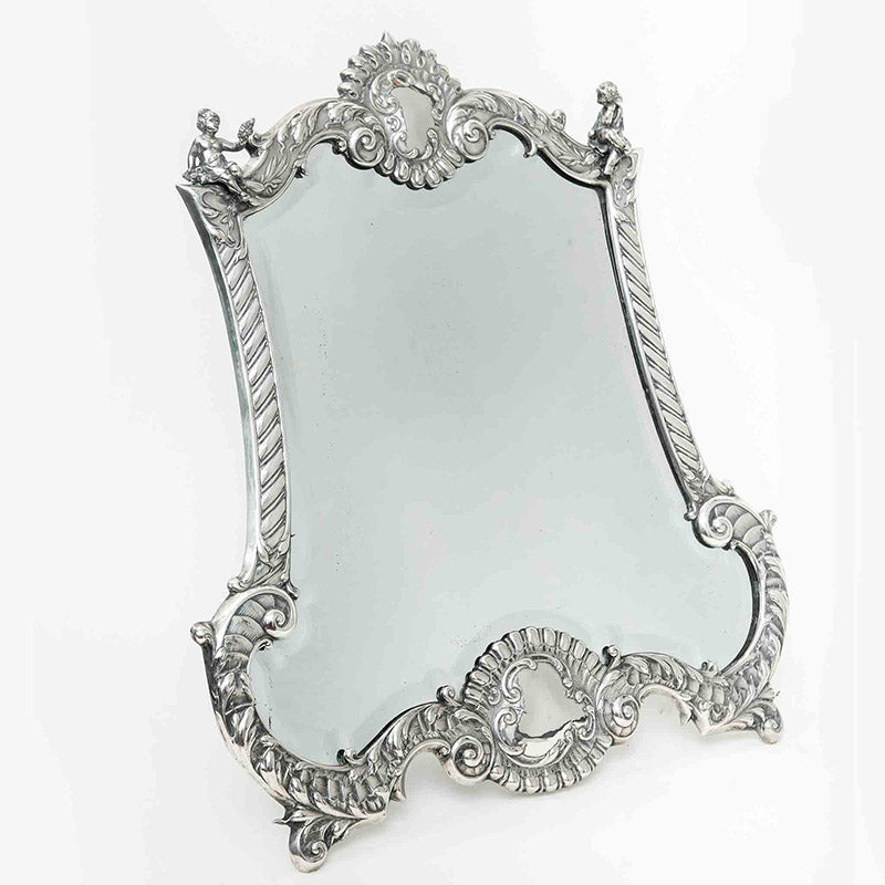 Espejo Austro-Húngaro de mesa o pared en Plata cincelada, Circa 1870