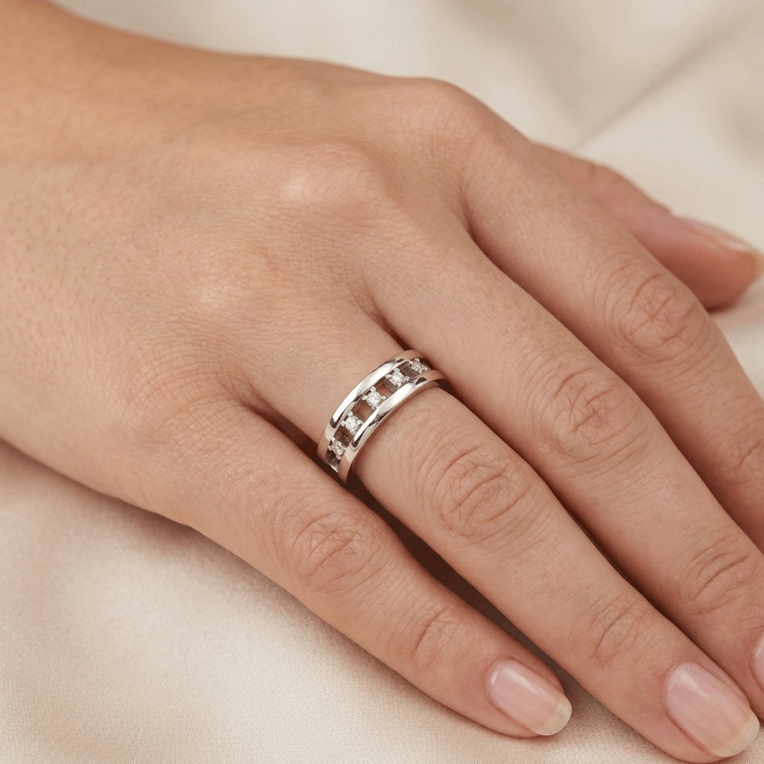 White Gold Ring with 0.10ct Diamonds