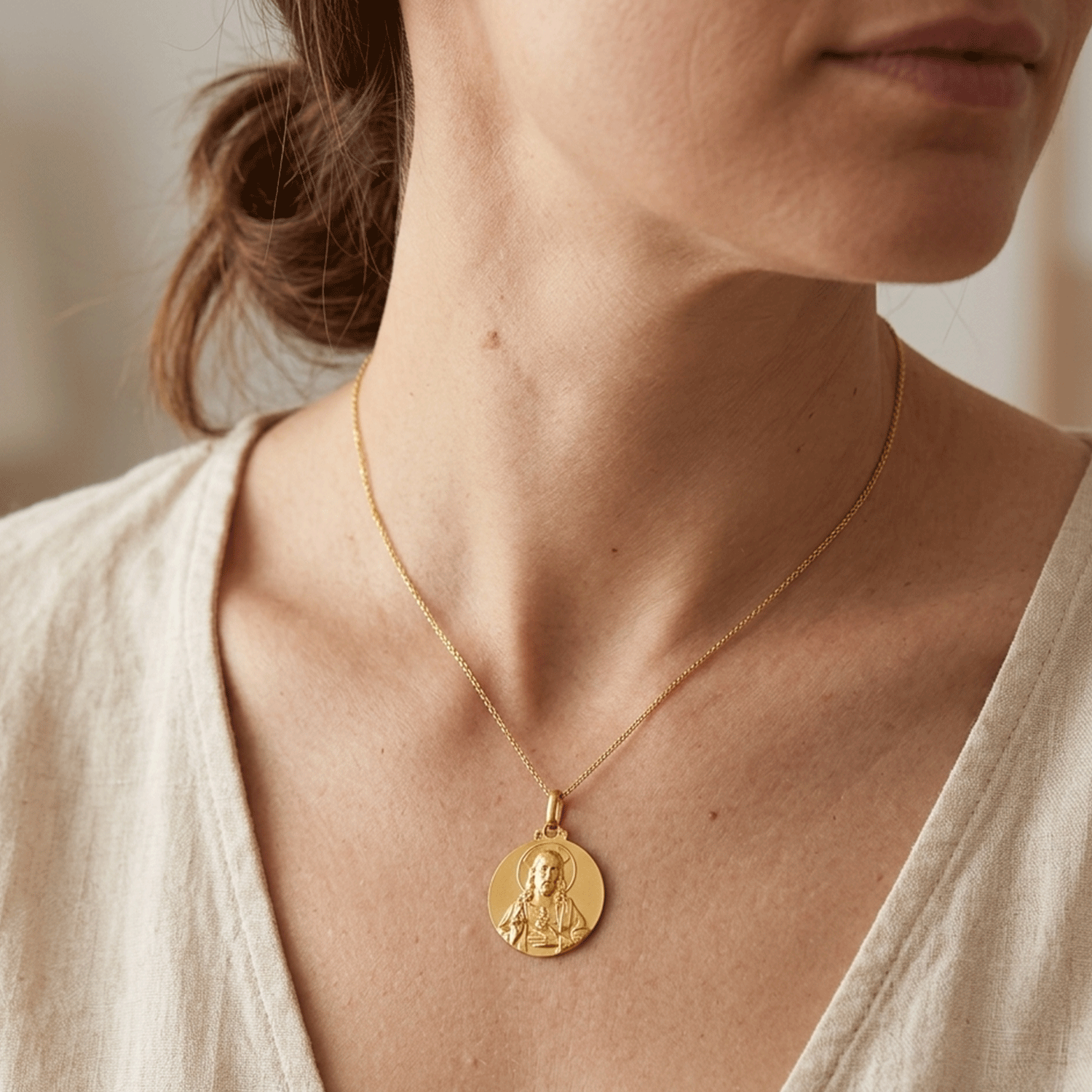 Medalla del Sagrado Corazón de Jesús en Oro 18k