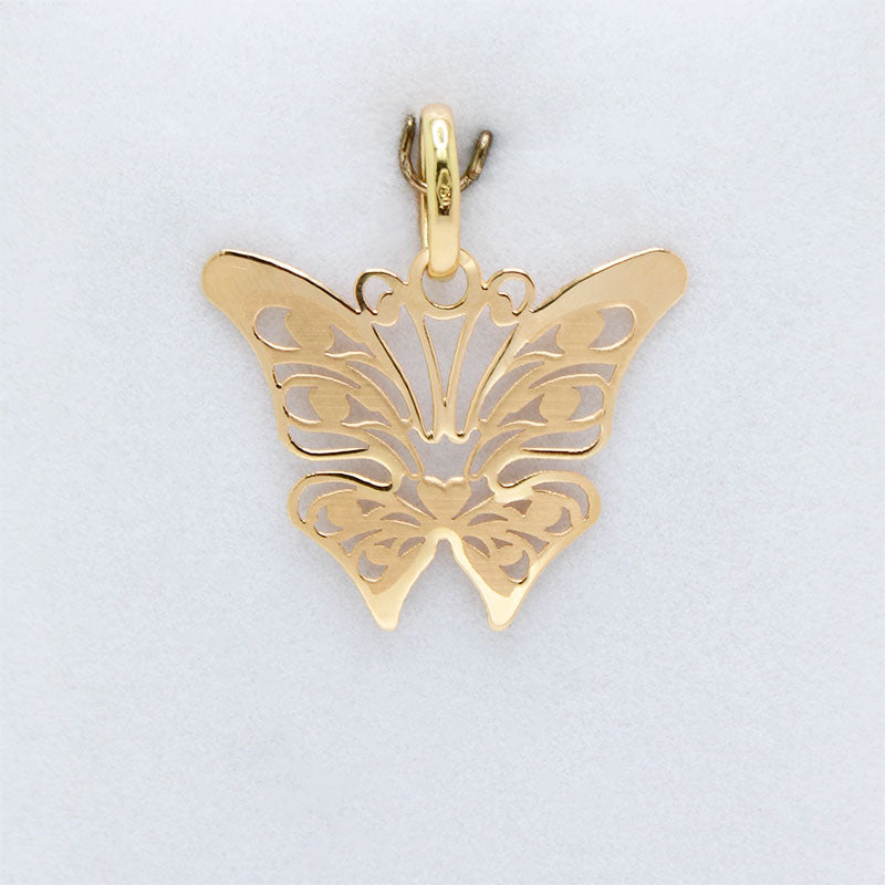 Dije Forma de Mariposa en Oro 18k